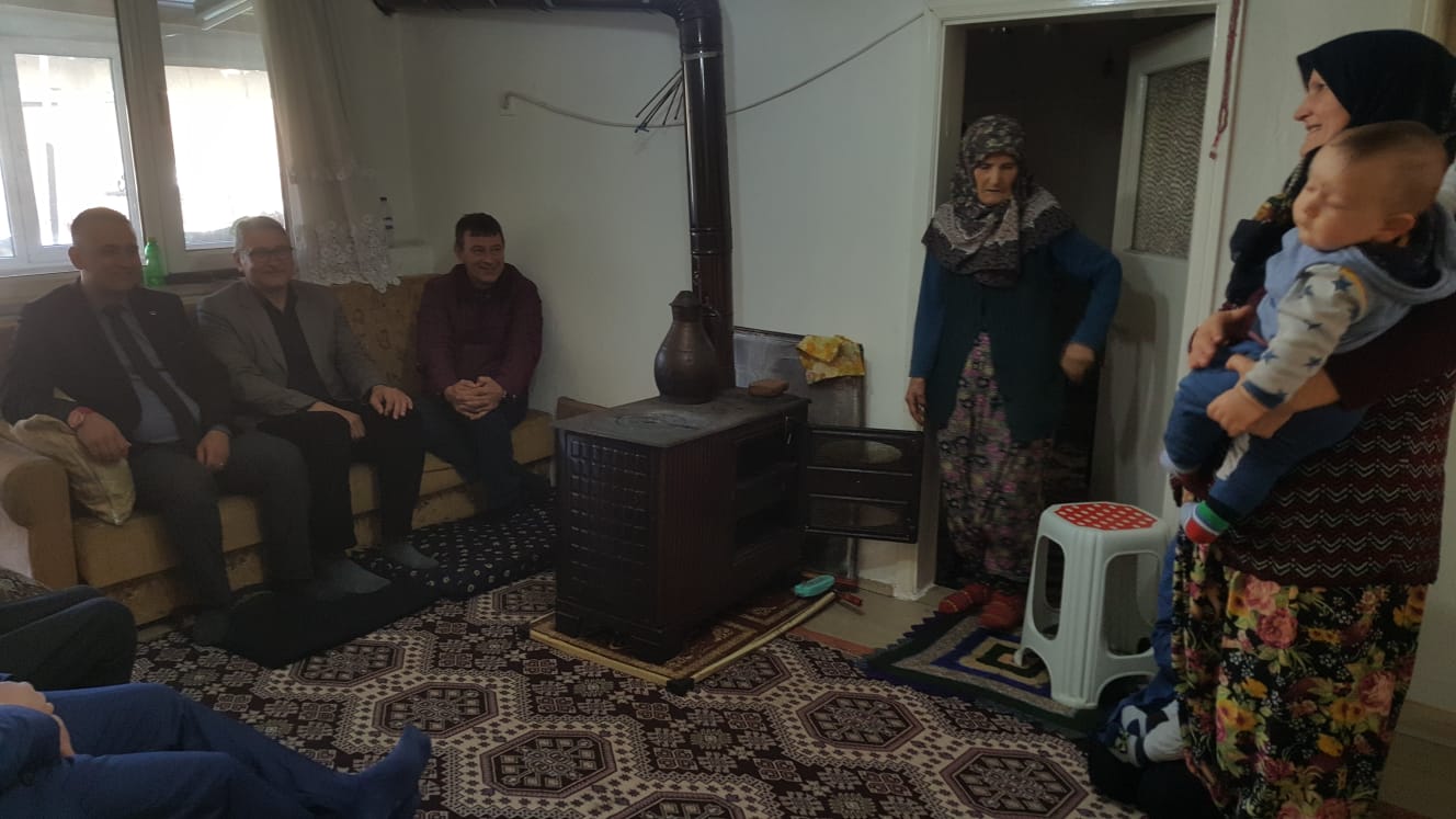 8 MART DÜNYA KADINLAR GÜNÜ DOLAYISIYLA AİLE ZİYARETİNDE BULUNULDU.